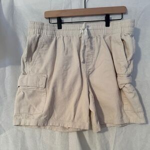 Men's Winter White Corduroy Cargo Short No Boundaries Size L